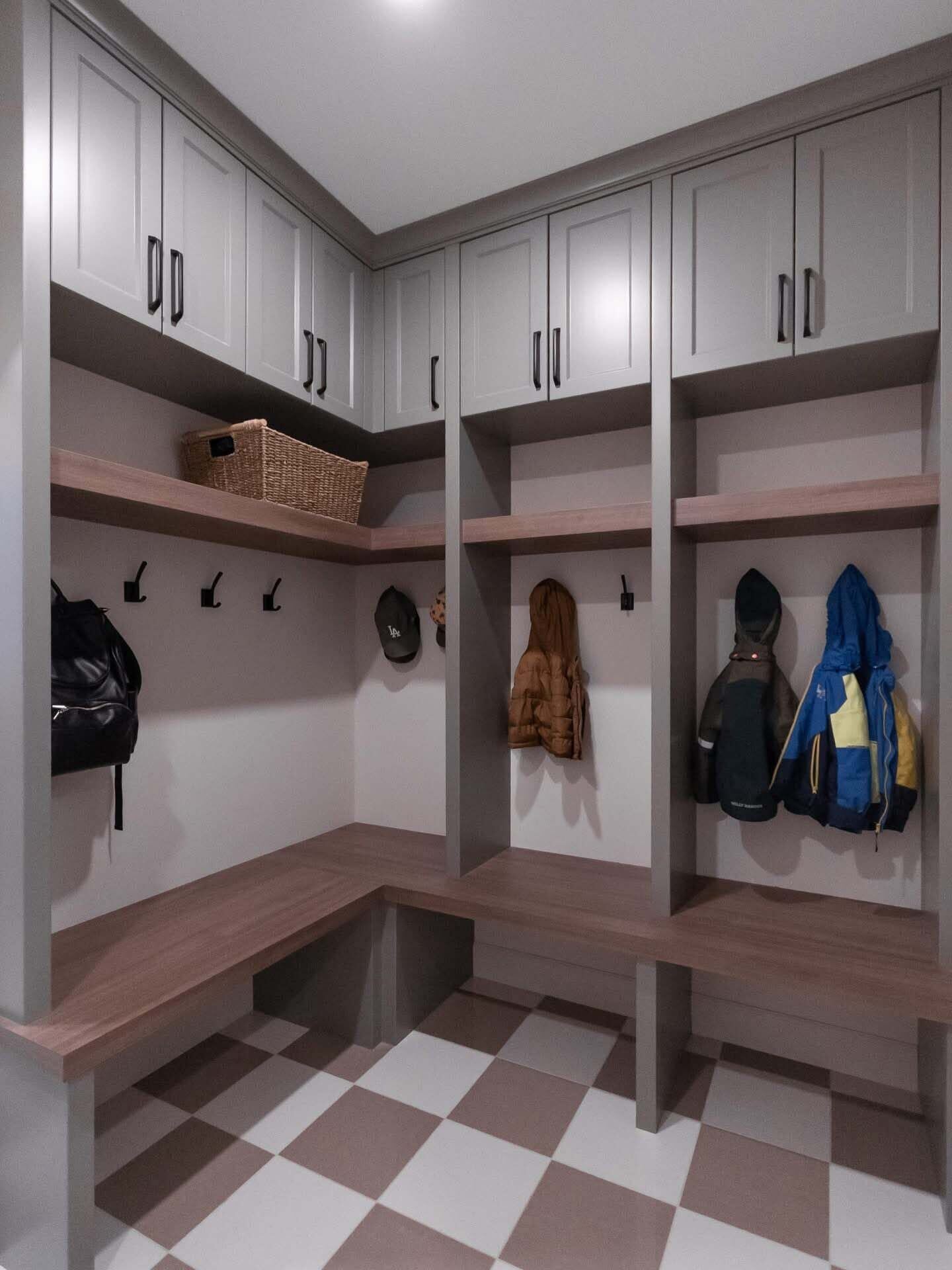 Mudroom lockers with bench and coat hooks